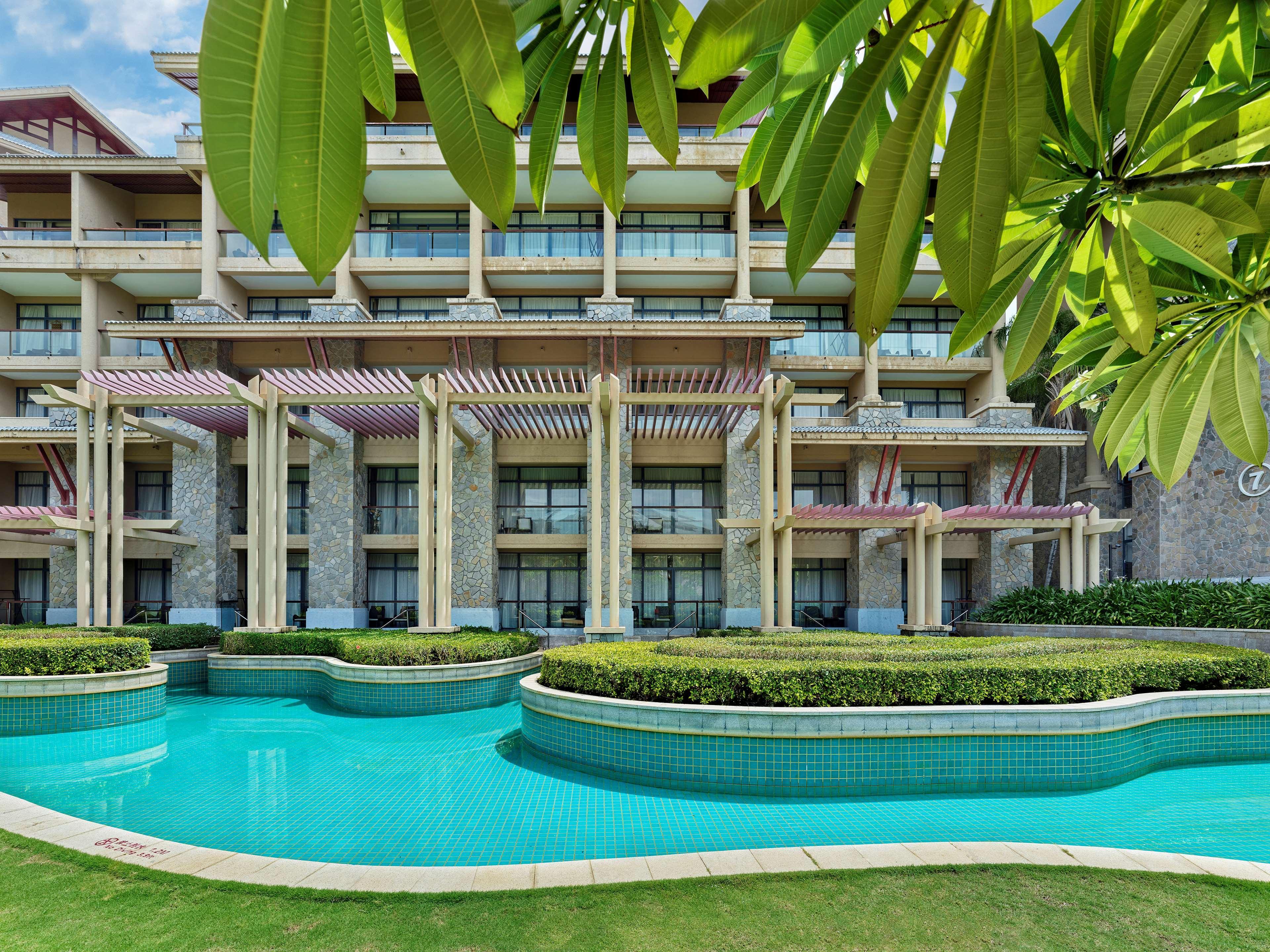 Hilton Sanya Yalong Bay Resort & Spa Екстериор снимка
