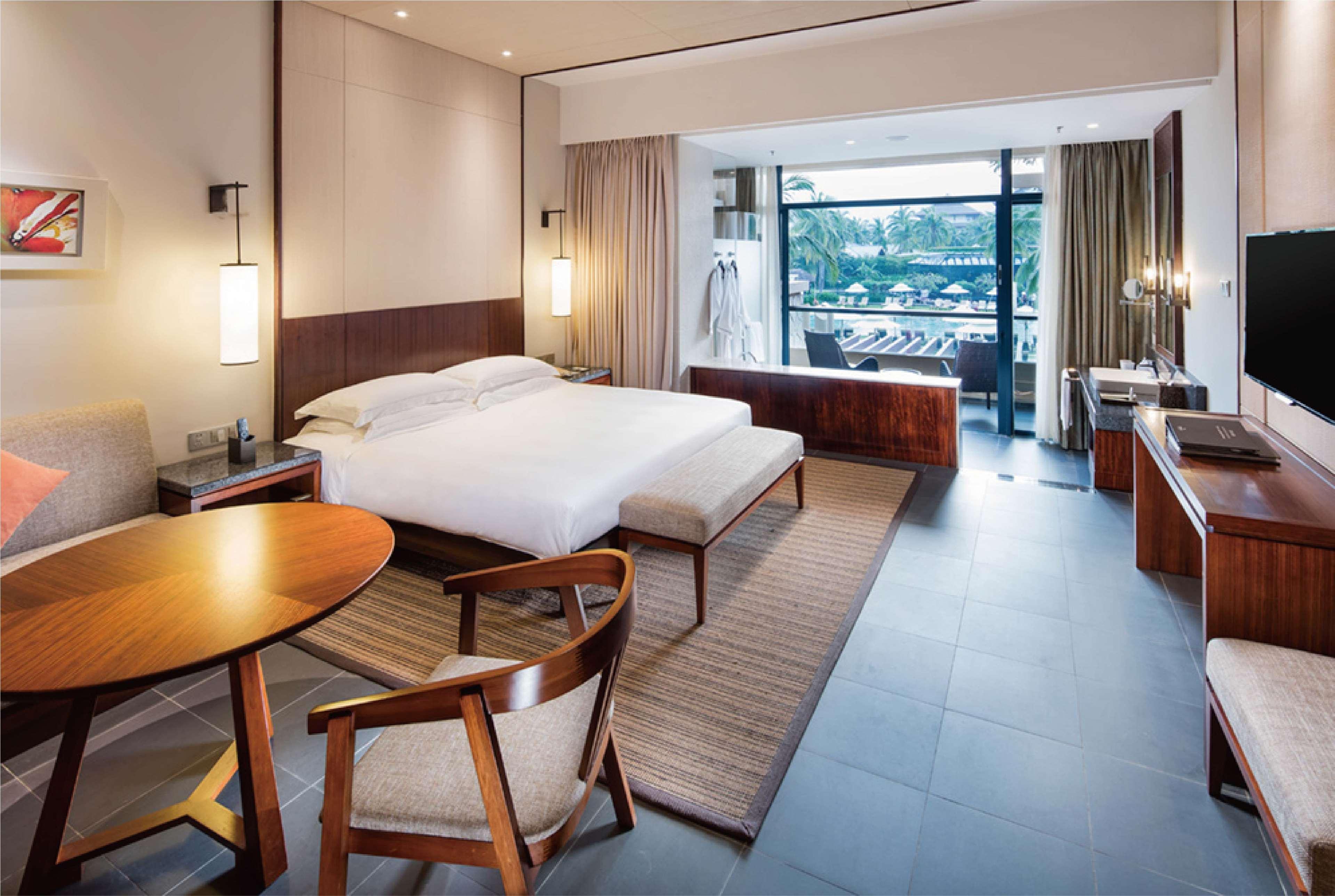 Hilton Sanya Yalong Bay Resort & Spa Екстериор снимка