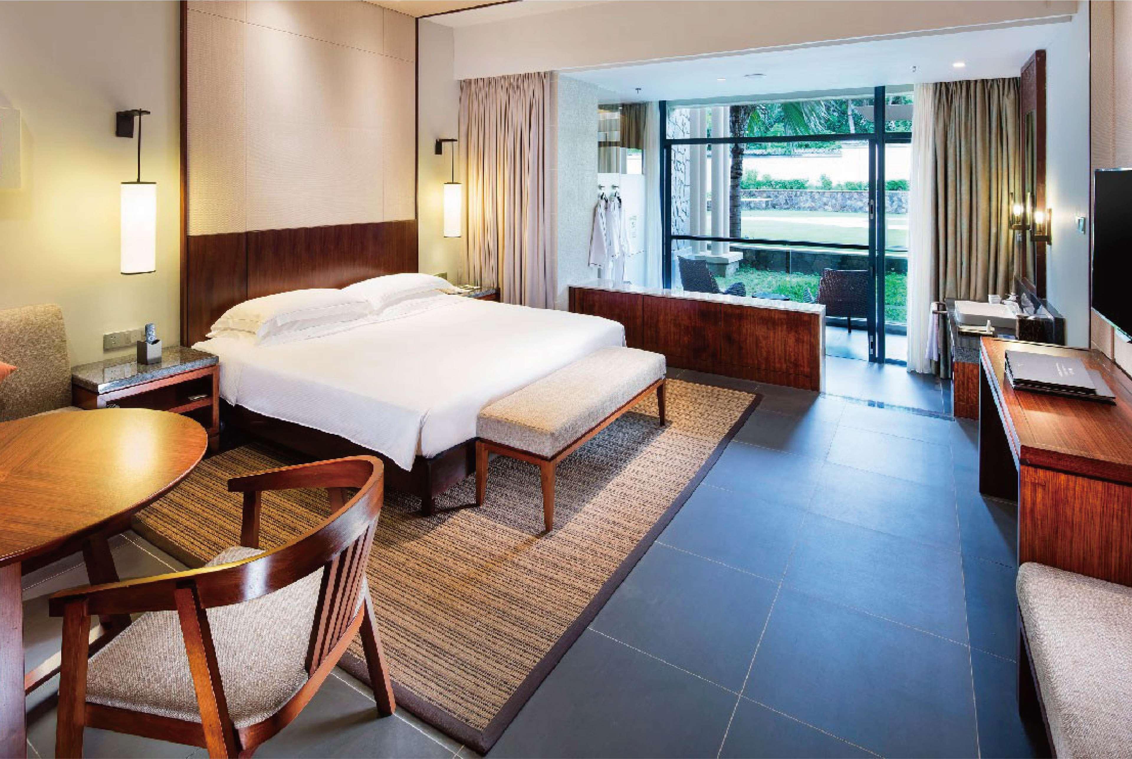 Hilton Sanya Yalong Bay Resort & Spa Екстериор снимка