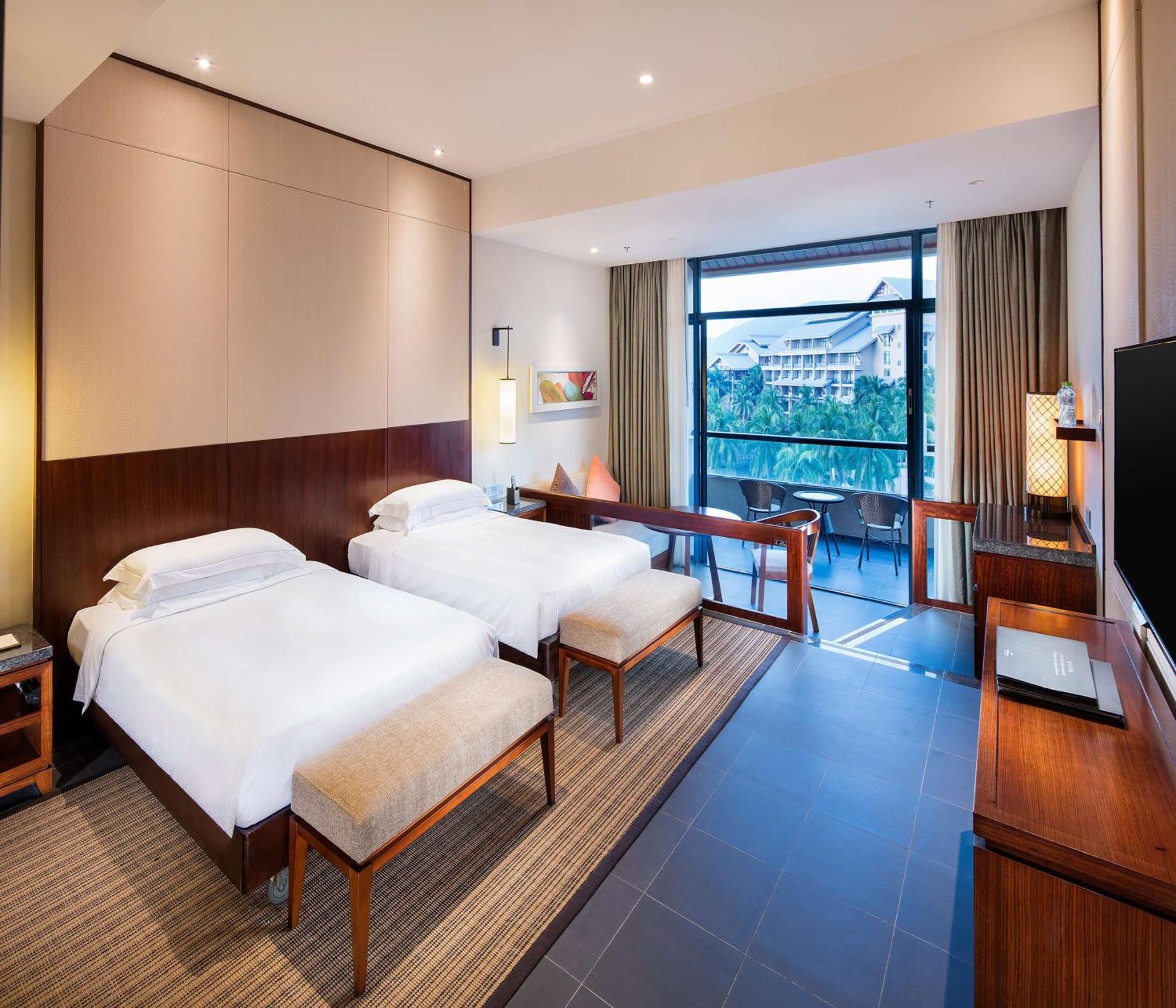 Hilton Sanya Yalong Bay Resort & Spa Екстериор снимка