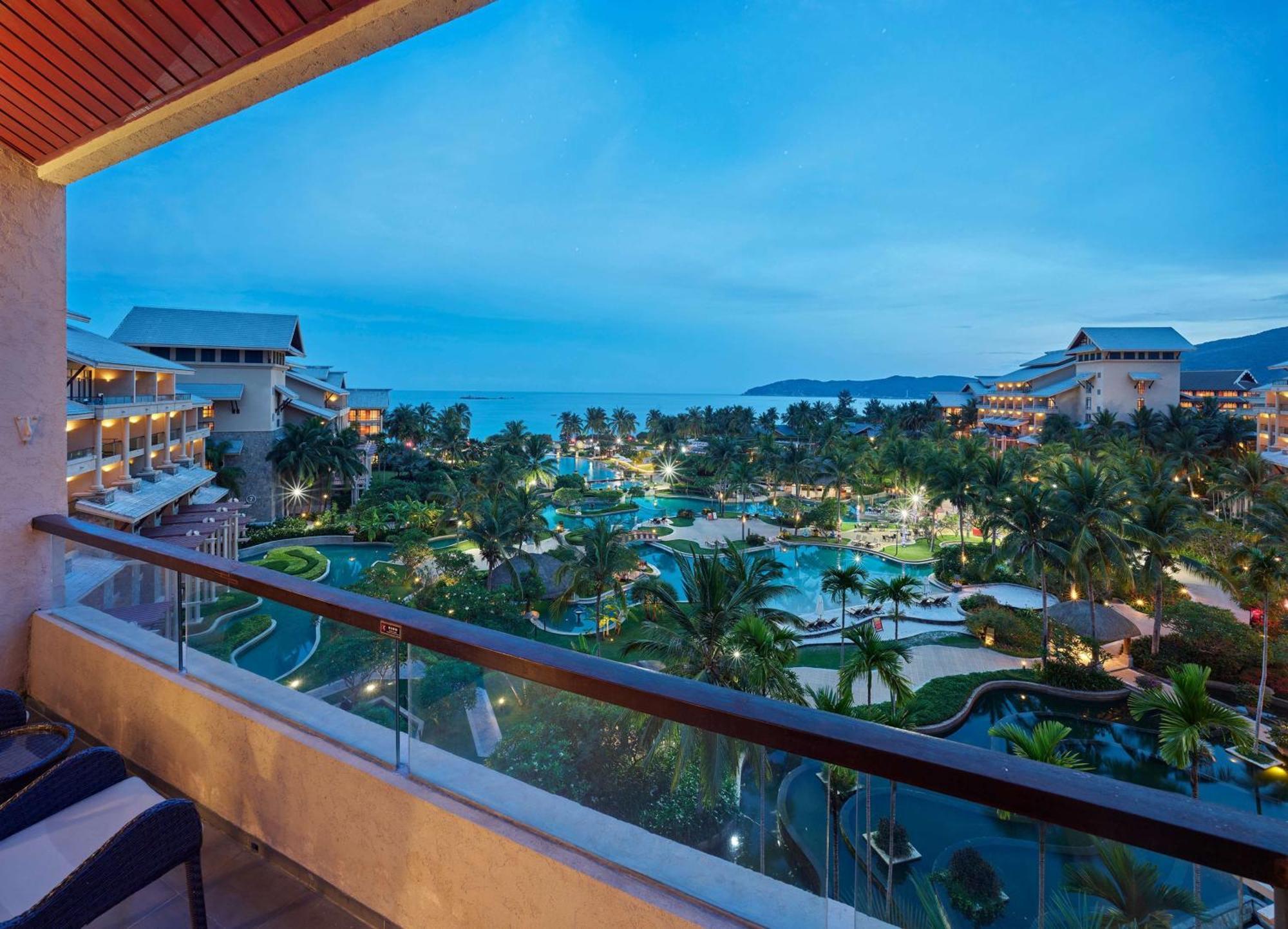Hilton Sanya Yalong Bay Resort & Spa Екстериор снимка